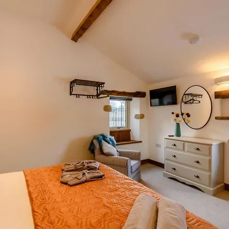 5 Bed In Lancaster Oc-90546 * Burton in Lonsdale