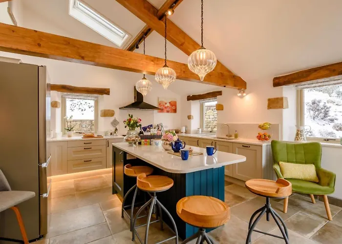 5 Bed In Lancaster Oc-90546 *